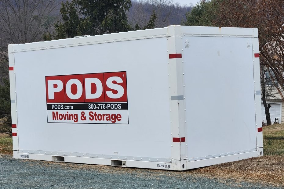 Ultimate PODS Guide for 2024 Save Big on Moving and Storage